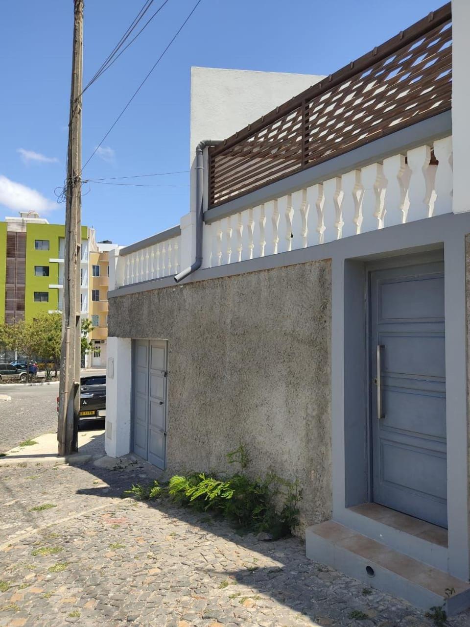 Casa Azul Hotel Mindelo Exterior photo